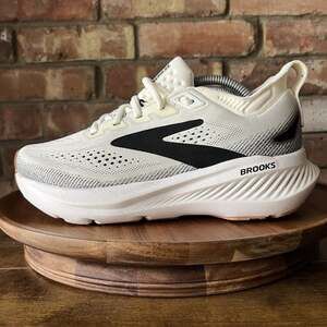 Brooks Glycerin 23 Plush Cushion Women's 7 Cream Black Neutral Running Shoes